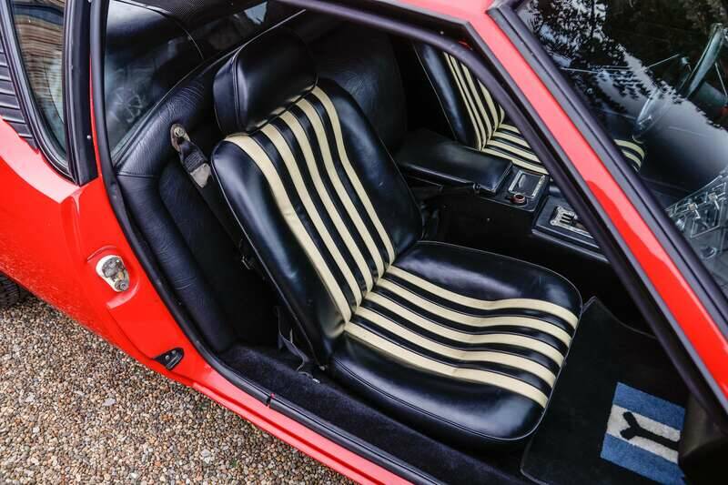 Bild 26/31 von De Tomaso Pantera (1971)