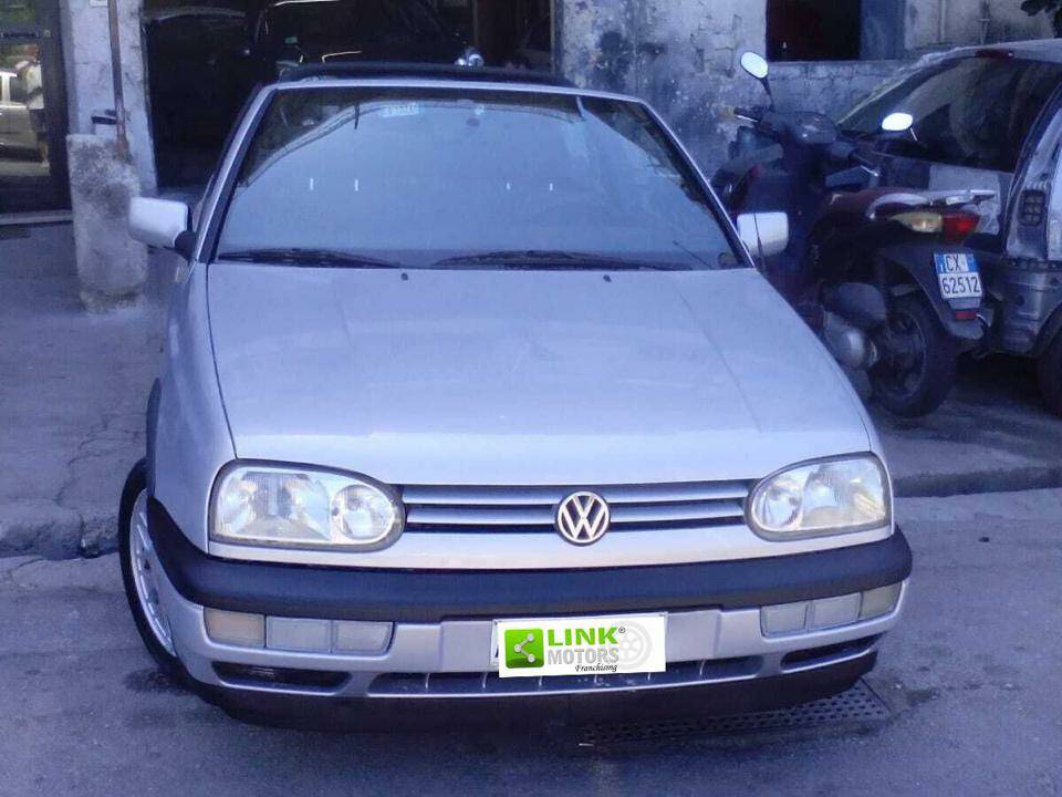 Bild 2/10 von Volkswagen Golf III Cabrio 1.6 (1997)