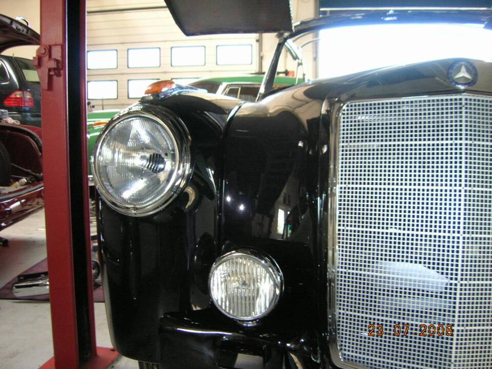 Afbeelding 65/118 van Mercedes-Benz 220 S Cabriolet (1957)