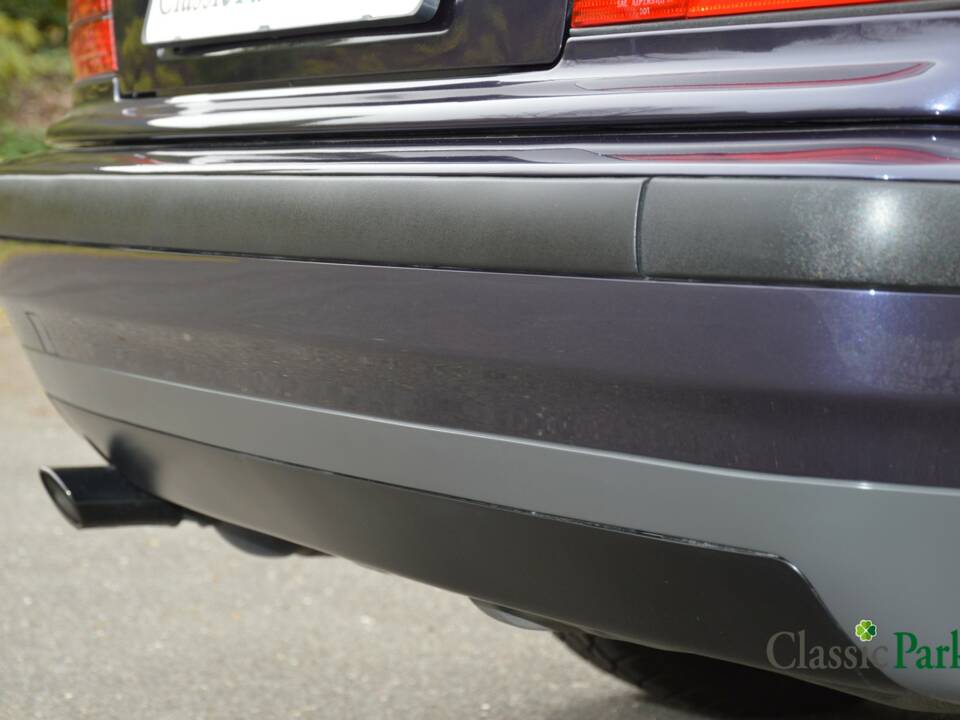 Bild 49/50 von BMW 320i (1994)
