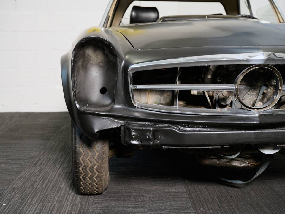 Image 41/47 de Mercedes-Benz 250 SL (1967)