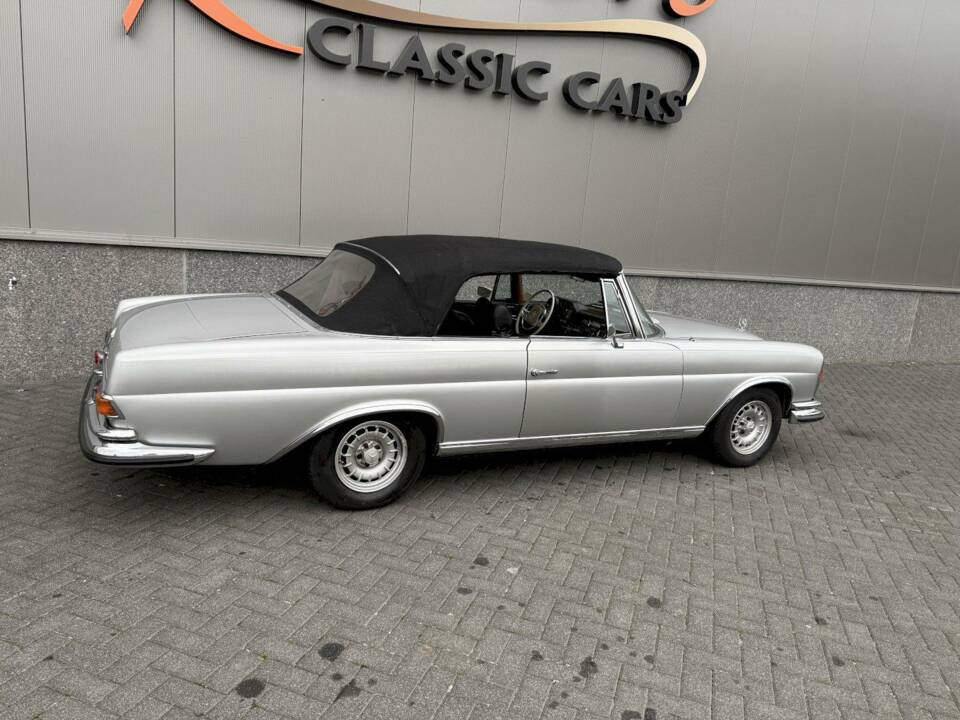 Bild 13/35 von Mercedes-Benz 280 SE (1970)