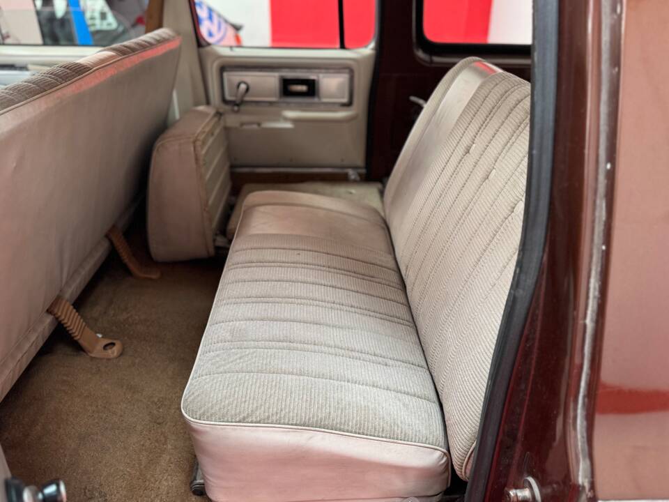 Imagen 10/23 de GMC Suburban Sierra (1979)