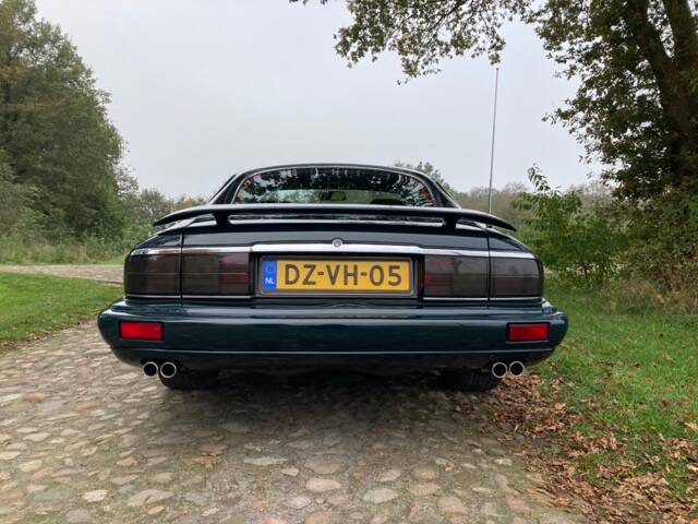 Image 25/47 of Jaguar XJS 6.0 V12 (1992)