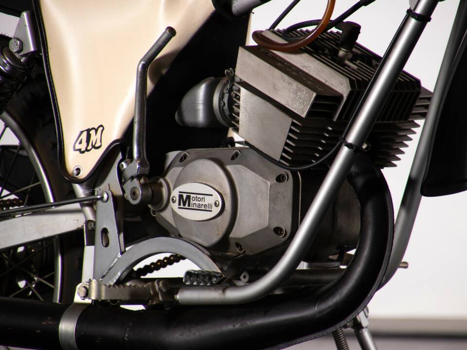 Imagen 8/19 de Intramotor Gloria 50 (1976)