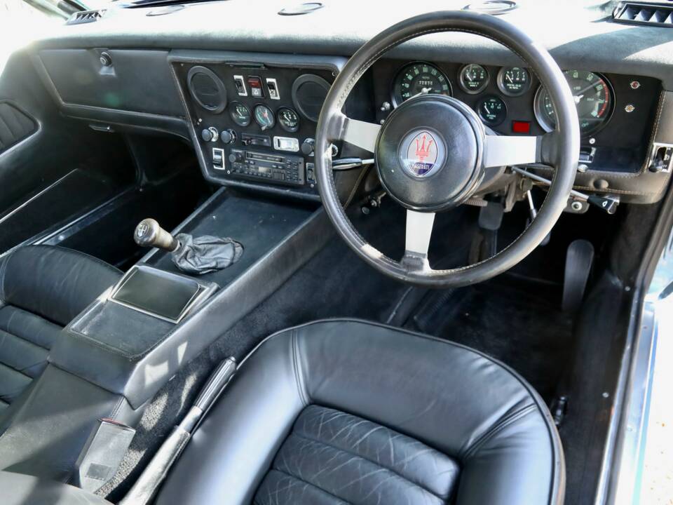 Image 27/50 of Maserati Khamsin (1976)