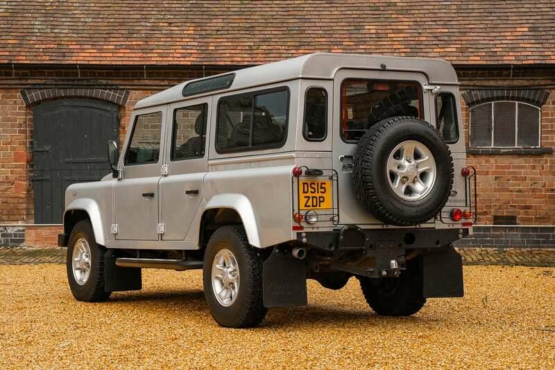 Image 4/50 de Land Rover Defender 110 (2015)