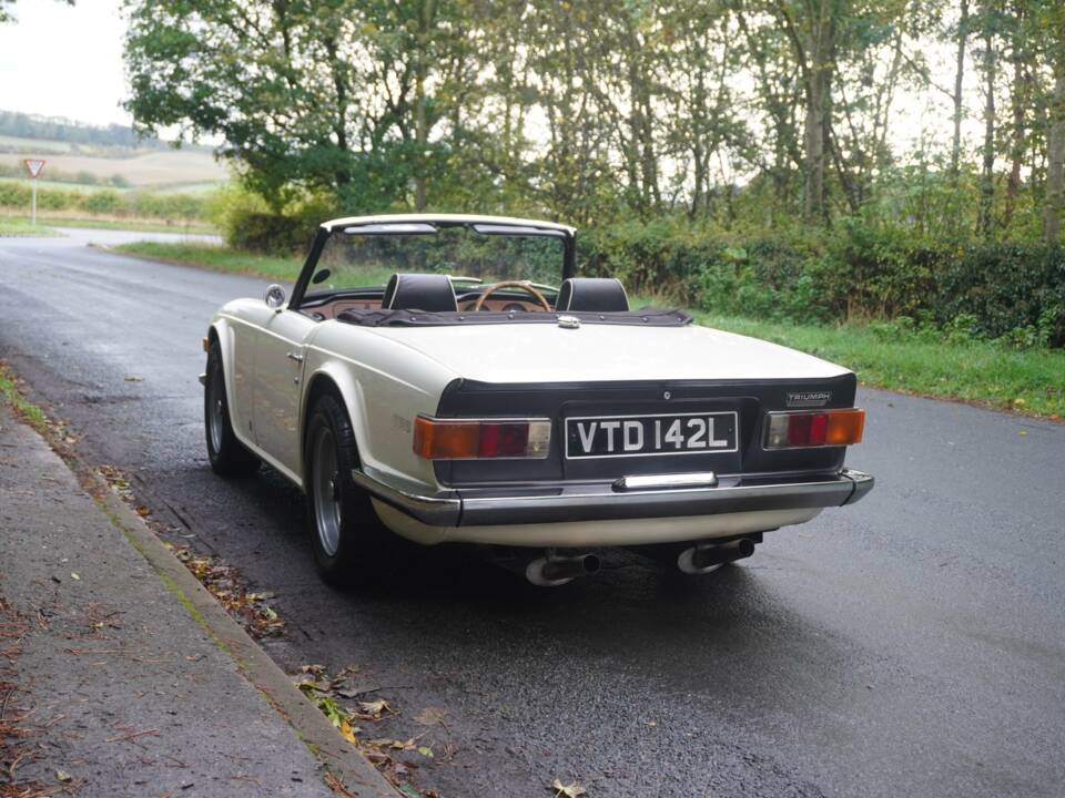 Bild 4/24 von Triumph TR 6 PI (1973)