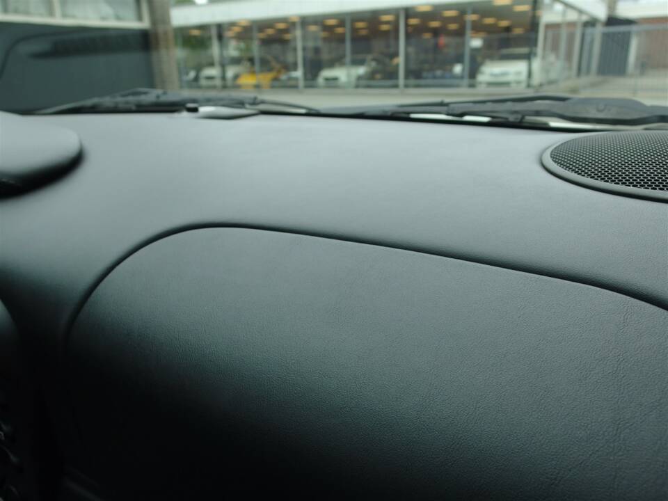 Bild 62/100 von Porsche 911 Carrera 4S (2002)