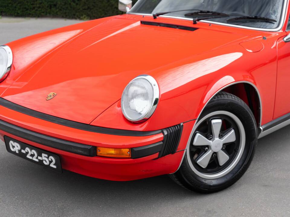 Image 2/37 of Porsche 911 2.7 S (1974)
