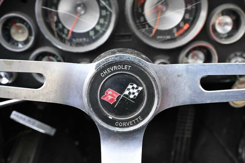 Image 12/50 de Chevrolet Corvette Sting Ray Convertible (1963)