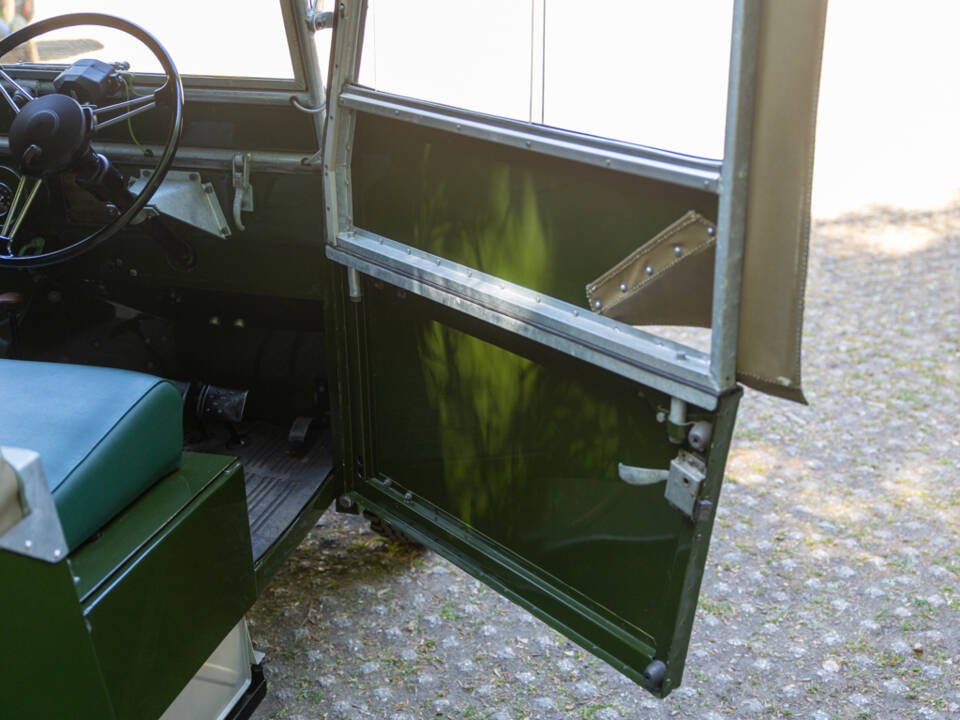 Bild 14/50 von Land Rover 80 (1948)