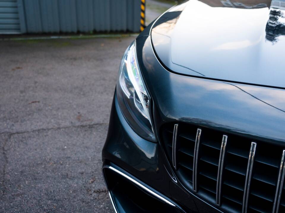 Image 48/48 of Mercedes-Benz S 63 AMG S 4MATIC (2018)