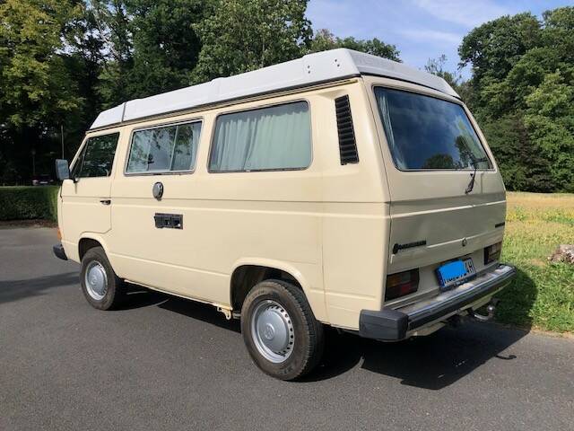 Immagine 3/4 di Volkswagen T3 Westfalia 1.9 (1983)