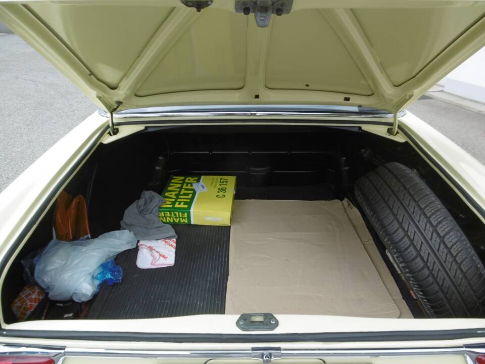 Bild 13/13 von Mercedes-Benz 280 SE 3,5 (1971)