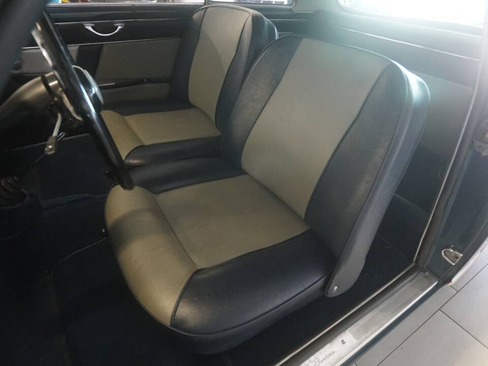 Bild 28/32 von Alfa Romeo Giulietta Sprint Veloce (1959)