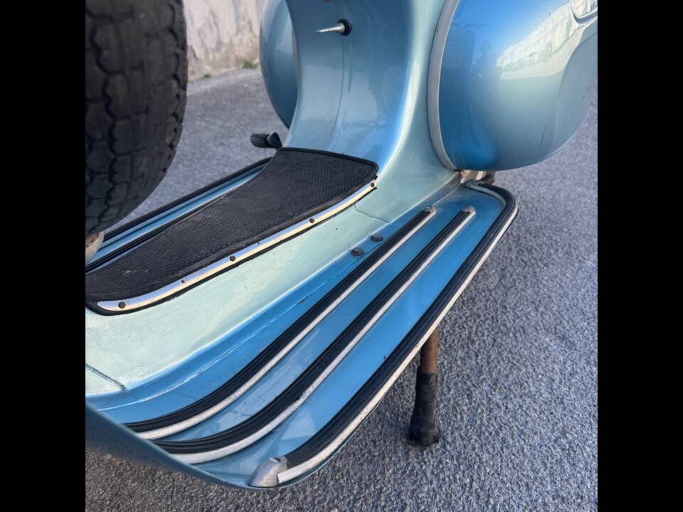 Image 13/37 of Piaggio DUMMY (1961)
