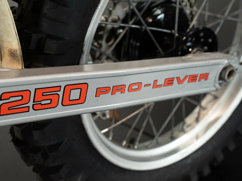 Imagen 41/50 de KTM DUMMY (1984)