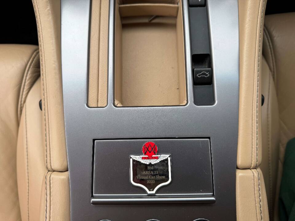 Image 31/43 of Aston Martin DB 9 (2008)