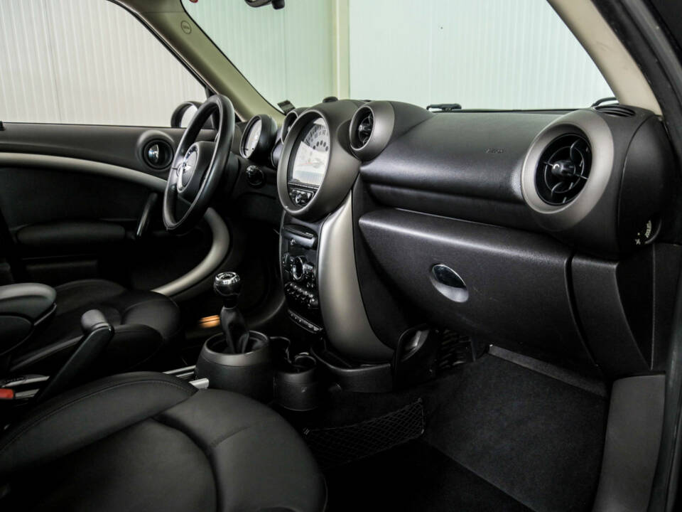 Image 8/49 de Mini Cooper Countryman (2010)