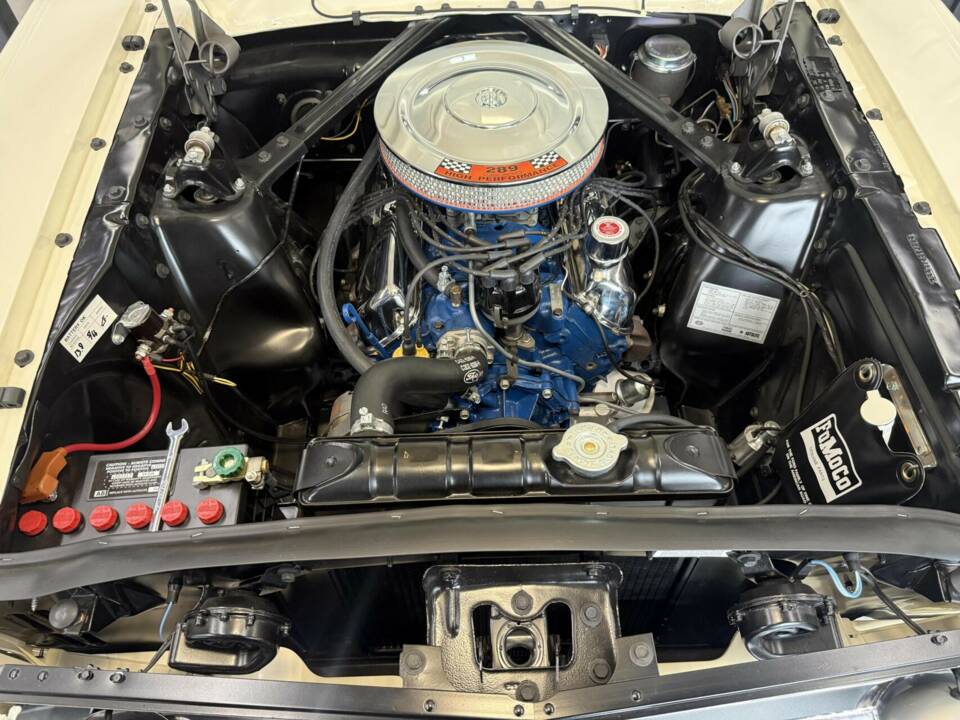 Bild 44/50 von Ford Mustang GT (1966)