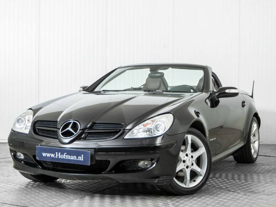 Immagine 3/50 di Mercedes-Benz SLK 200 Kompressor (2004)