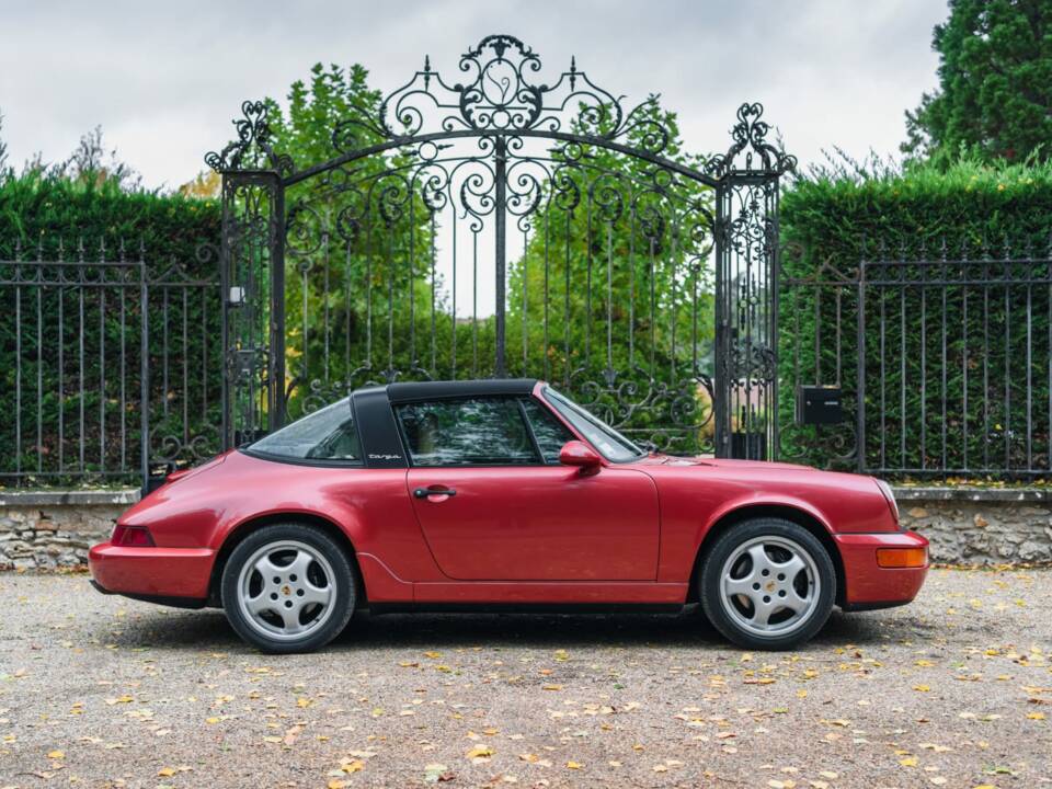 Bild 6/18 von Porsche 911 Carrera 2 (1991)
