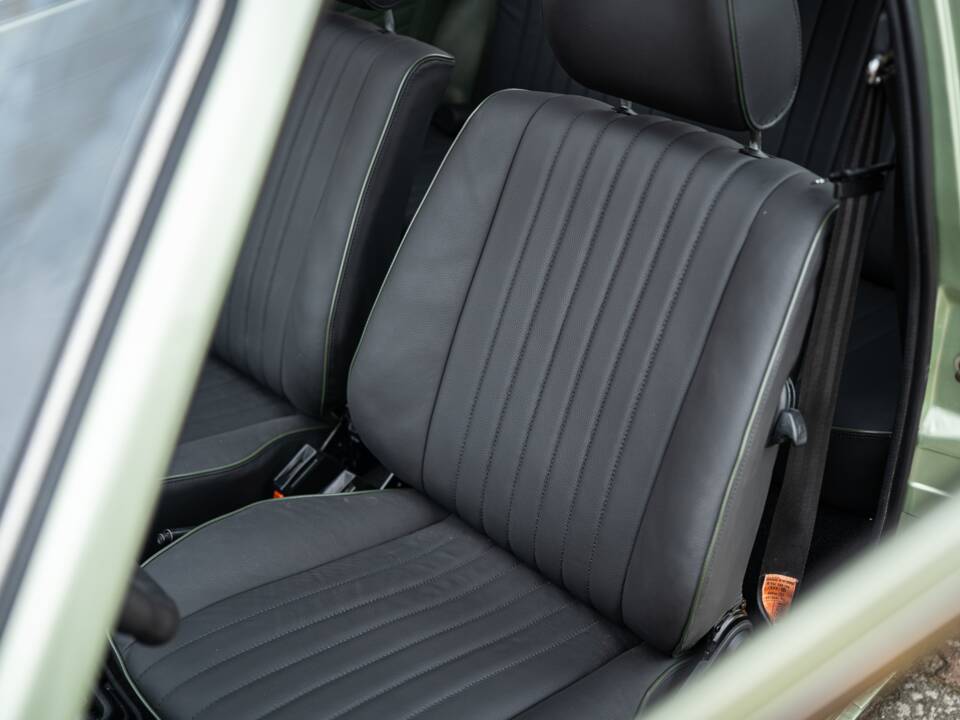 Image 22/40 of Volkswagen Polo I 1.1 (1980)
