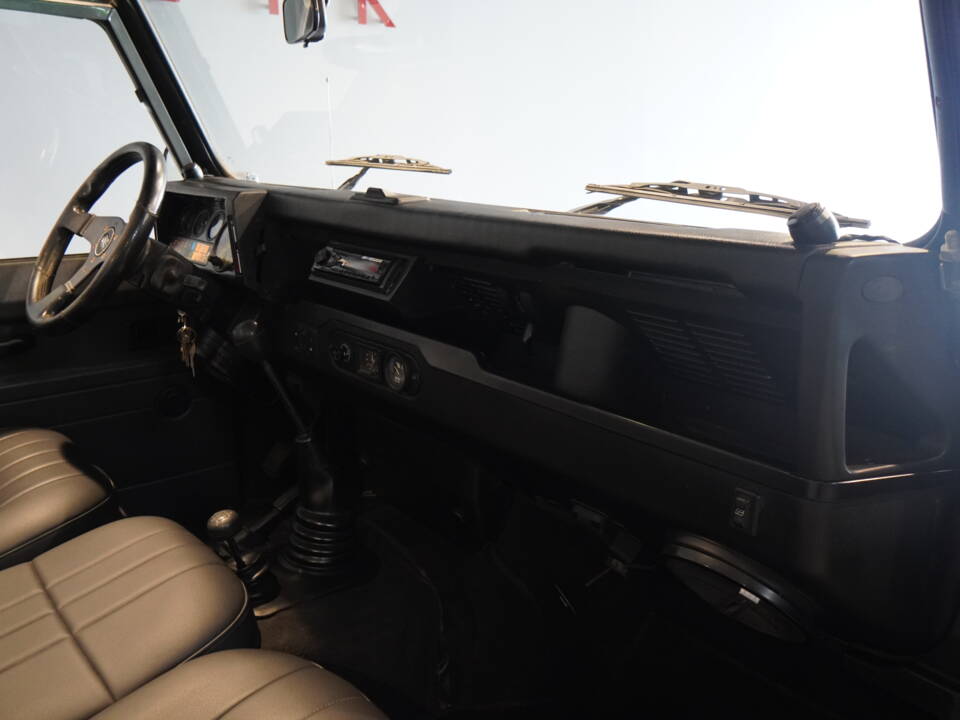 Imagen 17/29 de Land Rover 90 (1988)