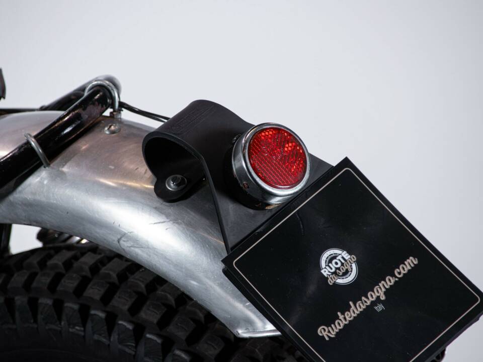 Bild 18/50 von BSA DUMMY (1963)