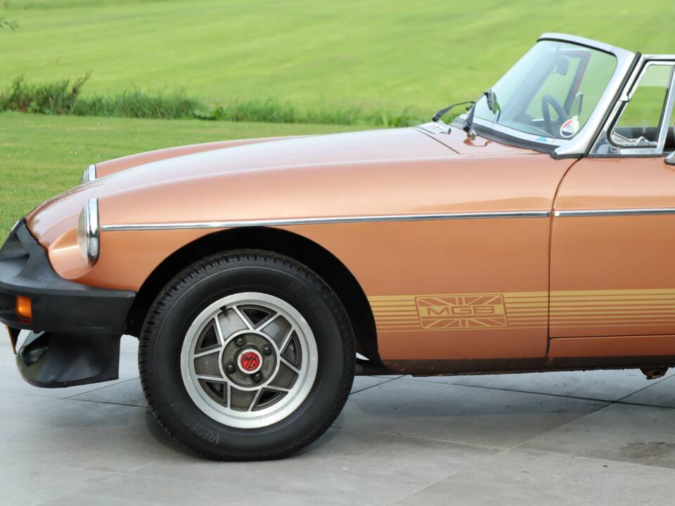 Image 45/50 of MG MGB Limited Edition (1981)