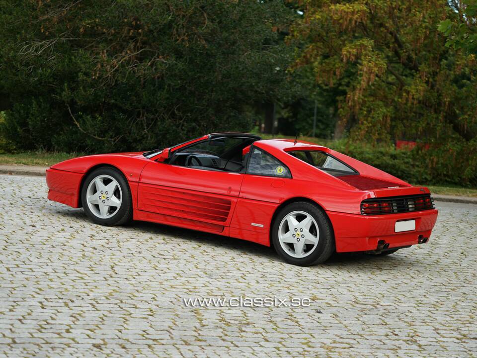 Imagen 22/27 de Ferrari 348 TS (1992)
