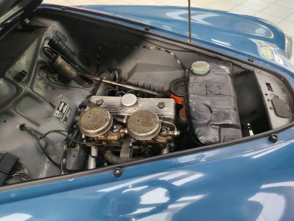Afbeelding 37/56 van SIMCA 8 Sport (1951)