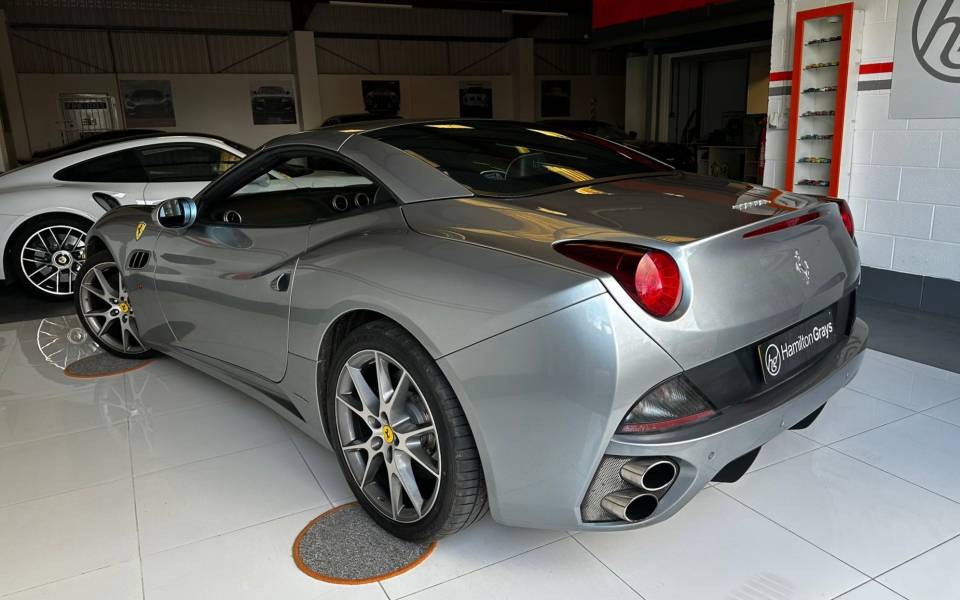 Imagen 30/50 de Ferrari California 30 (2014)