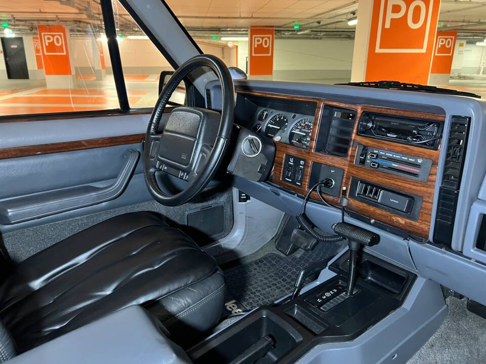 Afbeelding 17/27 van Jeep Grand Cherokee 4.0 Limited (1995)