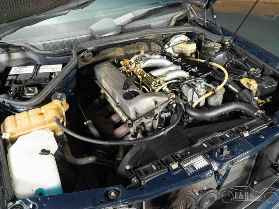 Imagen 18/19 de Mercedes-Benz 190 D (1990)