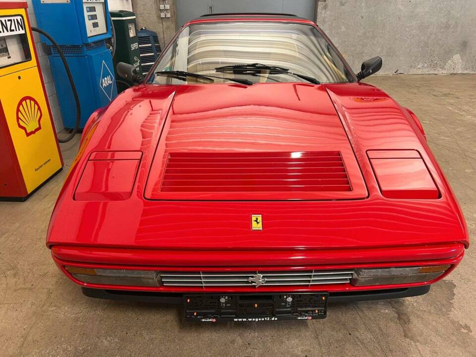 Image 4/16 of Ferrari 328 GTS (1986)