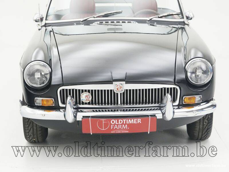 Image 15/15 of MG MGB (1968)