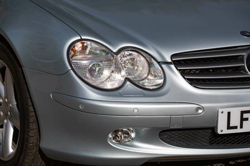 Image 9/50 of Mercedes-Benz SL 500 (2003)