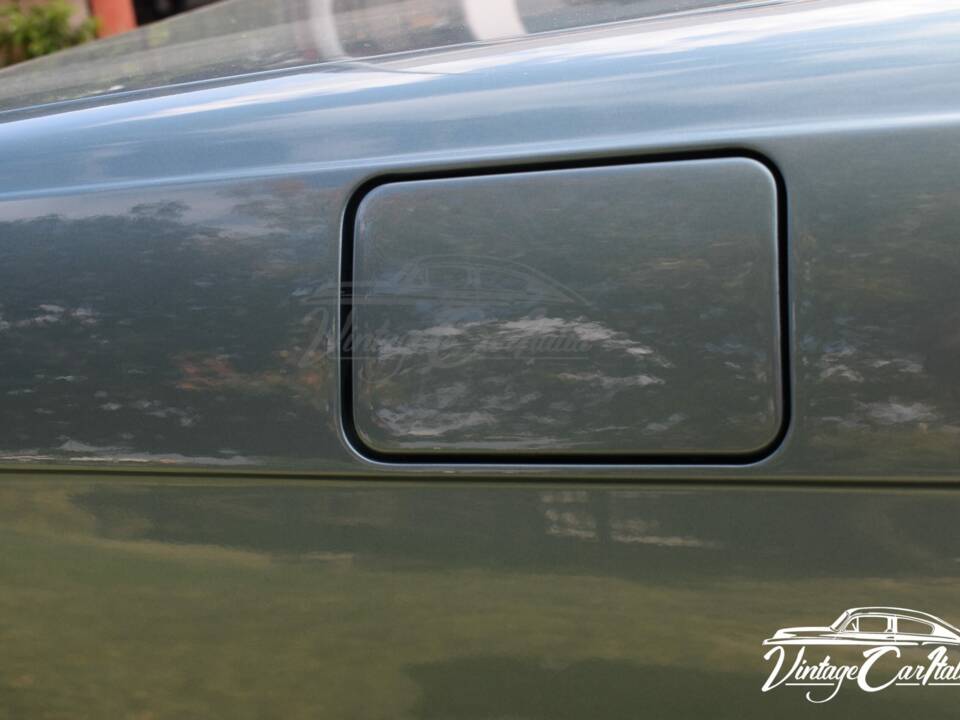 Image 30/75 de Mercedes-Benz 560 SL (1986)