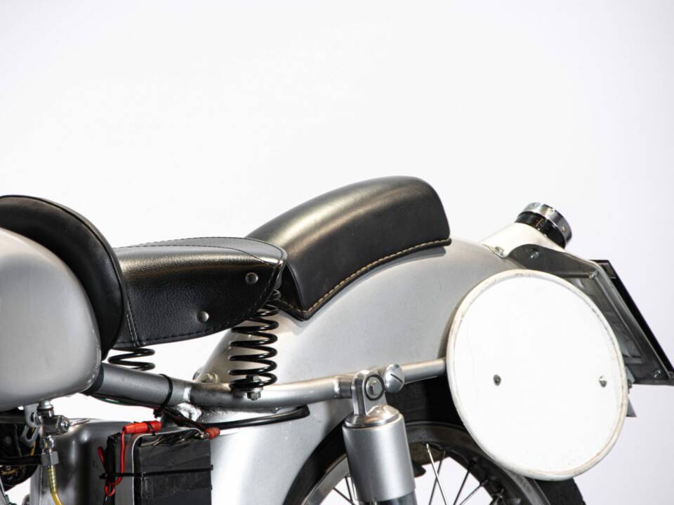 Image 42/50 de Mondial DUMMY (1954)