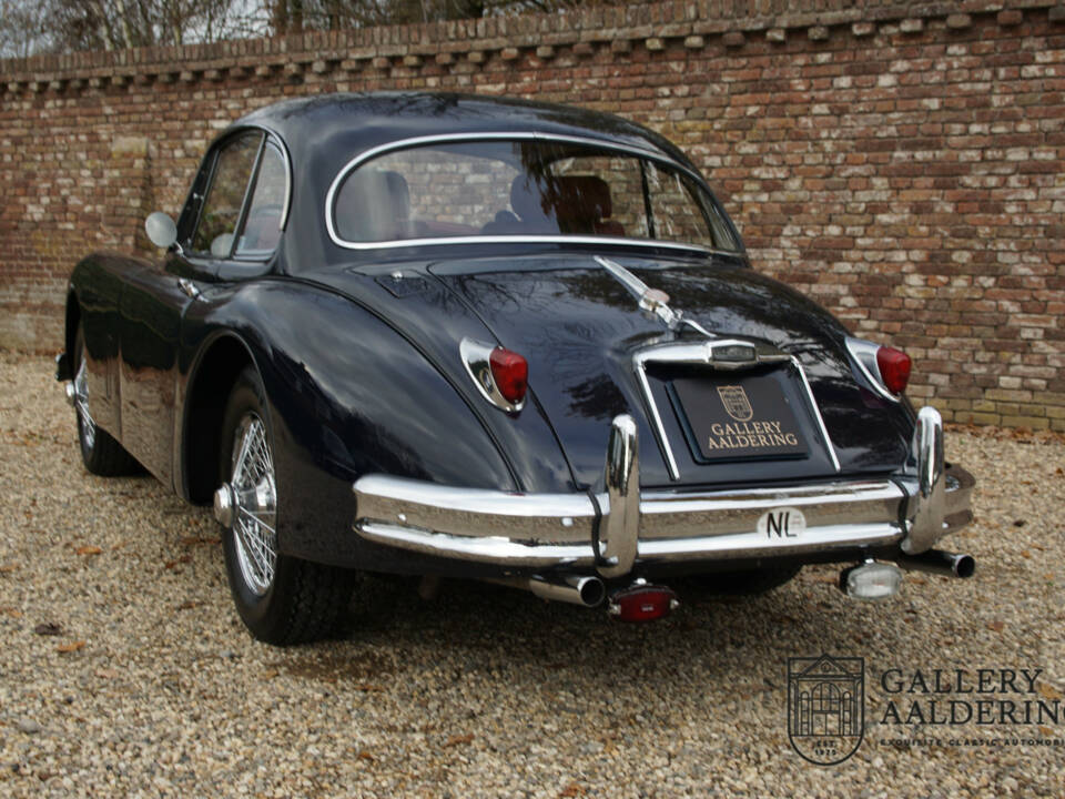 Image 25/50 of Jaguar XK 150 SE FHC (1959)