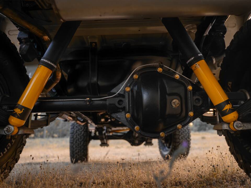 Imagen 9/25 de Toyota Land Cruiser FJ 40 (1973)