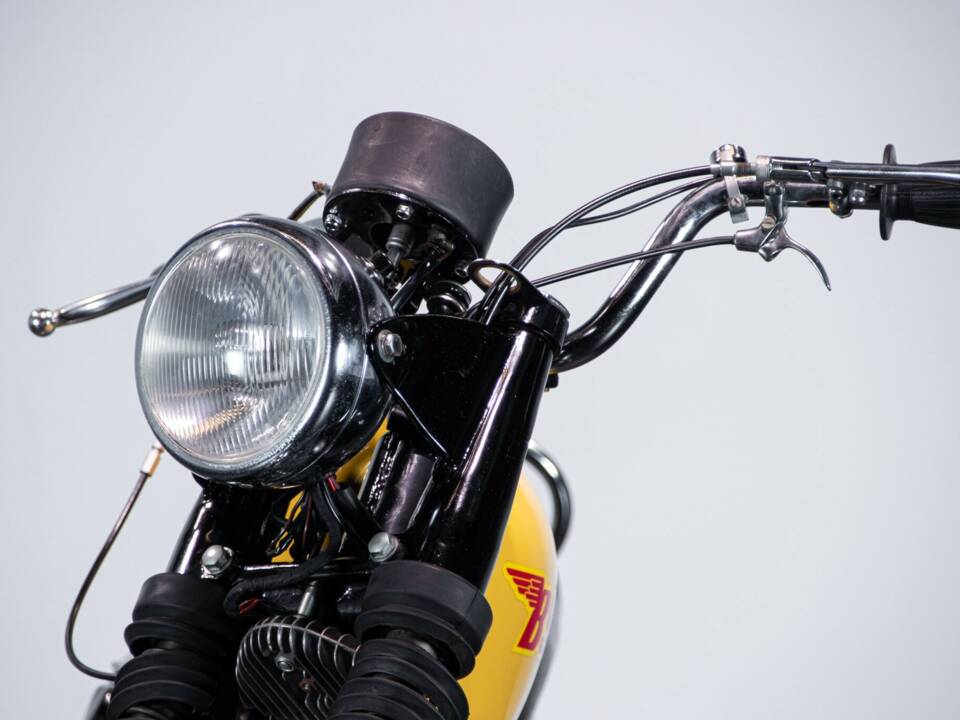 Image 41/50 of BSA DUMMY (1969)