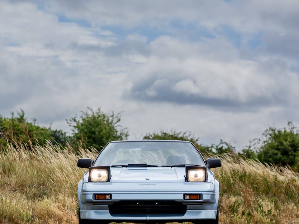 Image 8/49 of Toyota MR2 (1989)