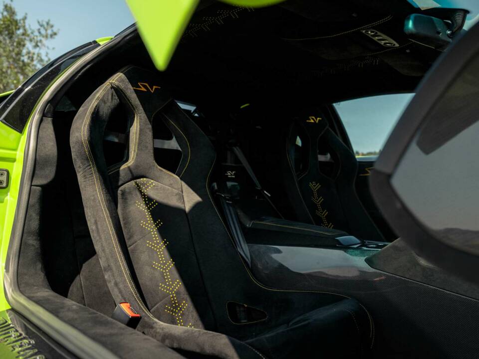Image 13/25 de Lamborghini Murciélago LP670-4 SV (2009)