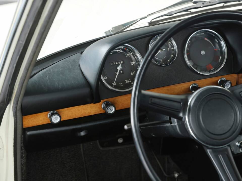 Immagine 25/50 di BMW 2000 (1969)