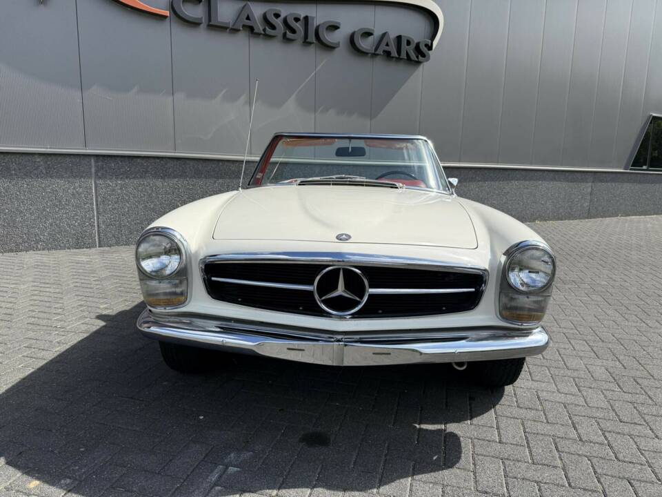 Immagine 5/50 di Mercedes-Benz 280 SL (1968)