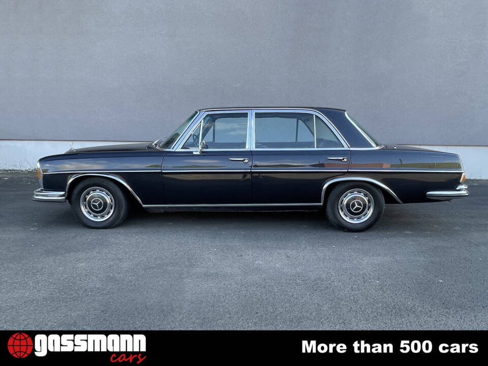 Image 4/15 de Mercedes-Benz 300 SEL 6.3 (1972)