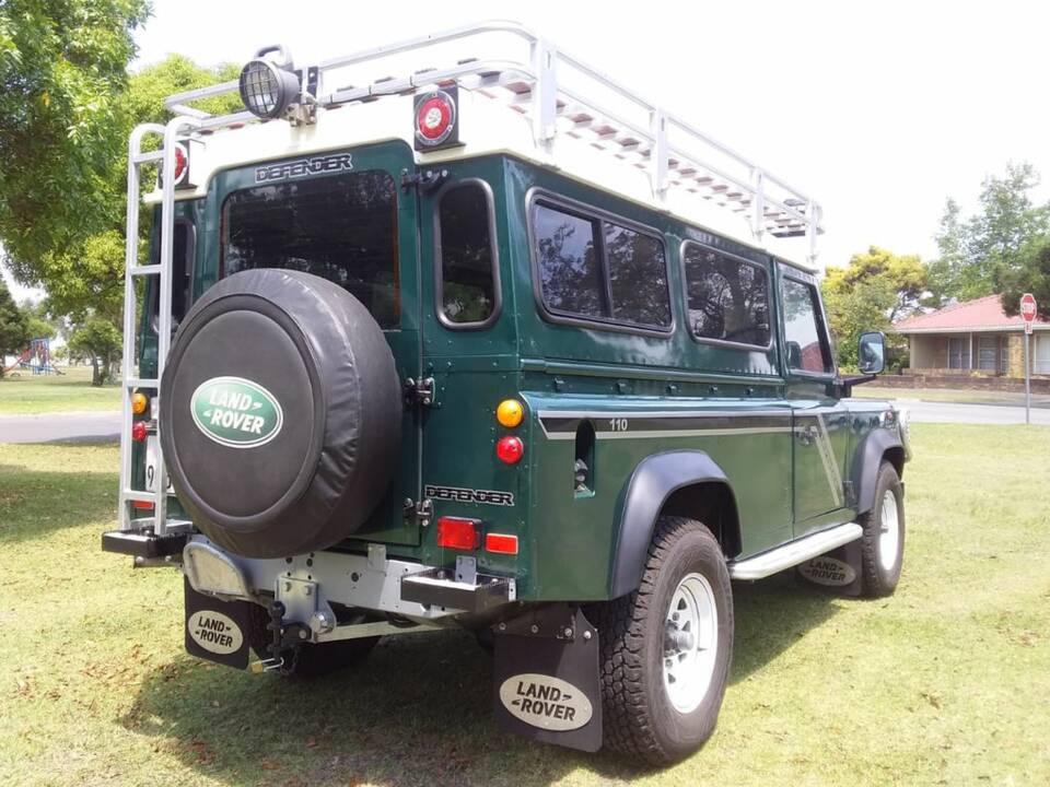 Bild 5/8 von Land Rover Defender 90 (1994)